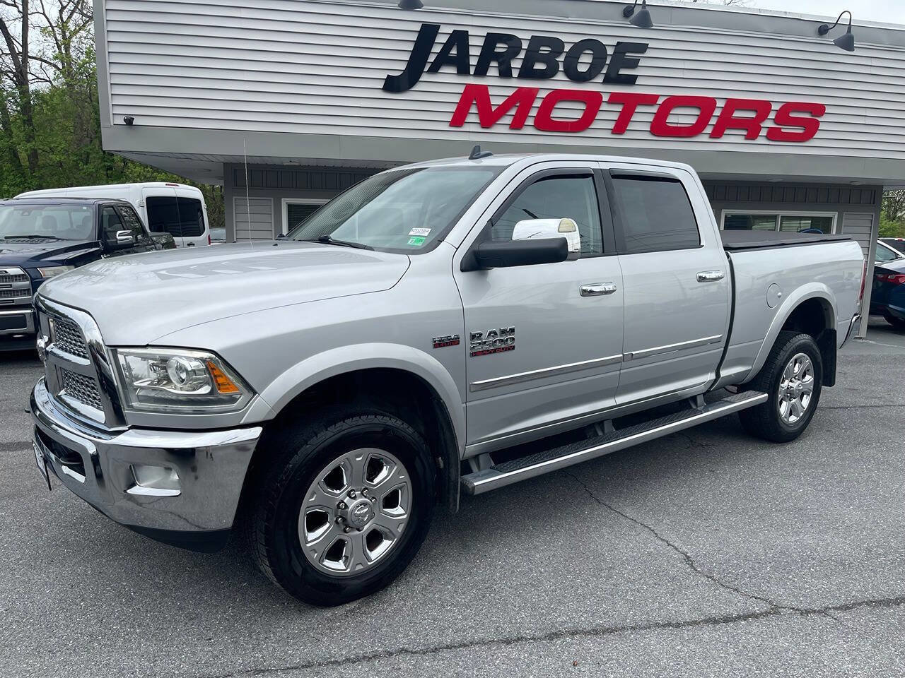 Used 2015 RAM 2500 Laramie w/ Protection Group AWD/4WD image 3