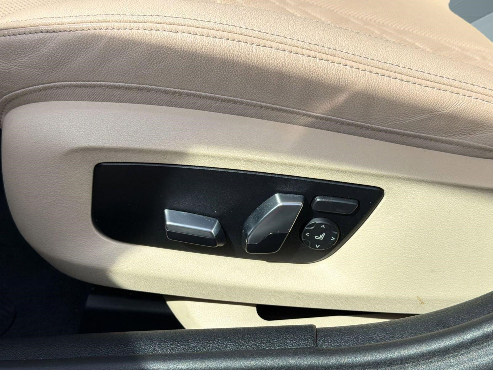 Certified 2023 BMW 530e xDrive w/ Convenience Package image 14