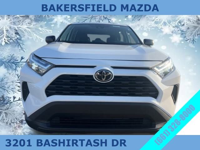 Used 2024 Toyota RAV4 LE image 8