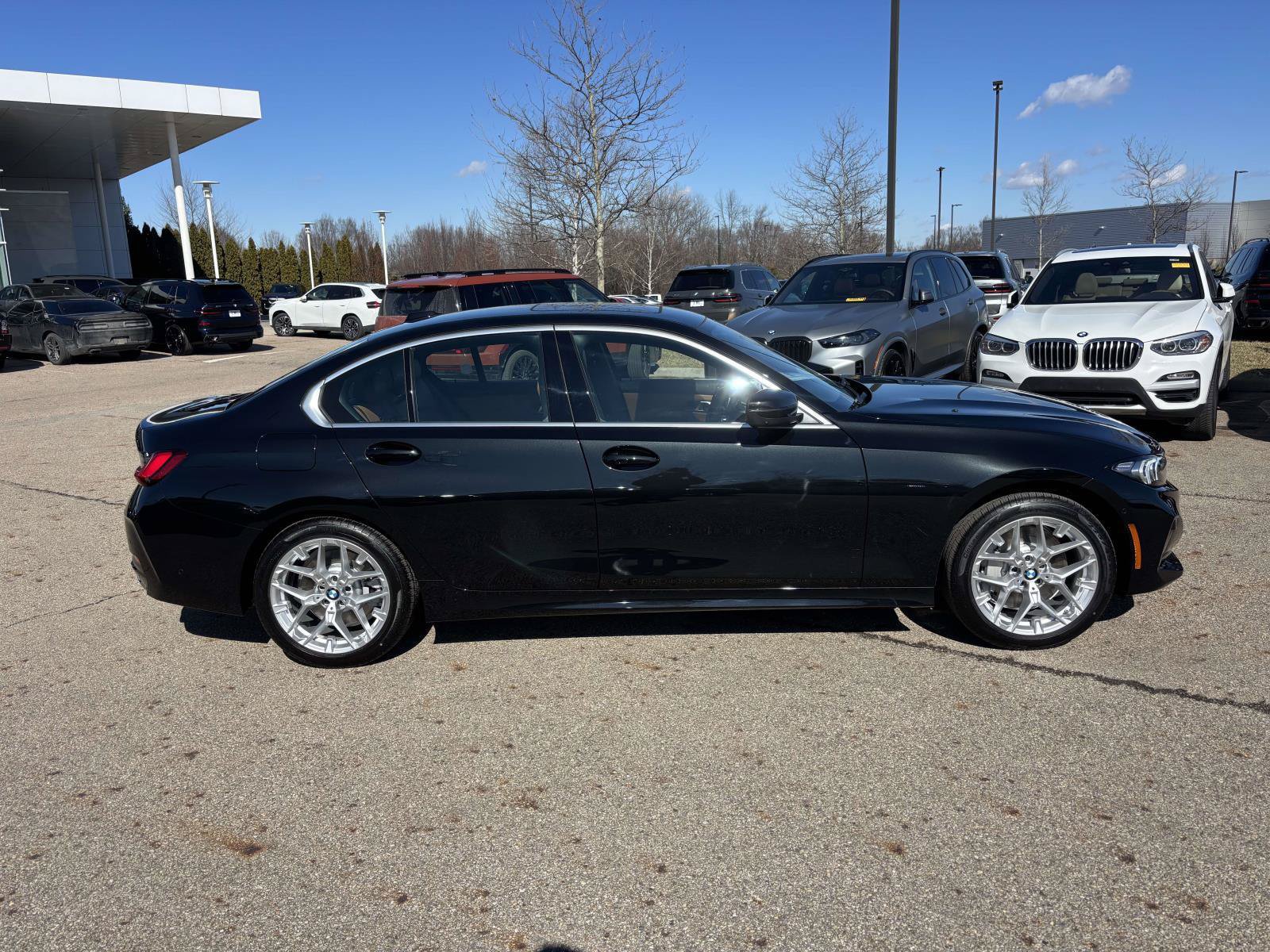 Used 2026 BMW 330i xDrive Sedan w/ Premium Package AWD/4WD image 8