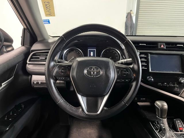 Used 2019 Toyota Camry SE w/ Convenience Package FWD image 19