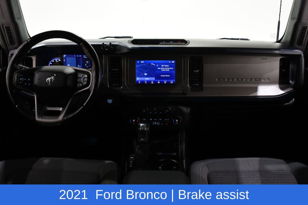 Used 2021 Ford Bronco Outer Banks image 9