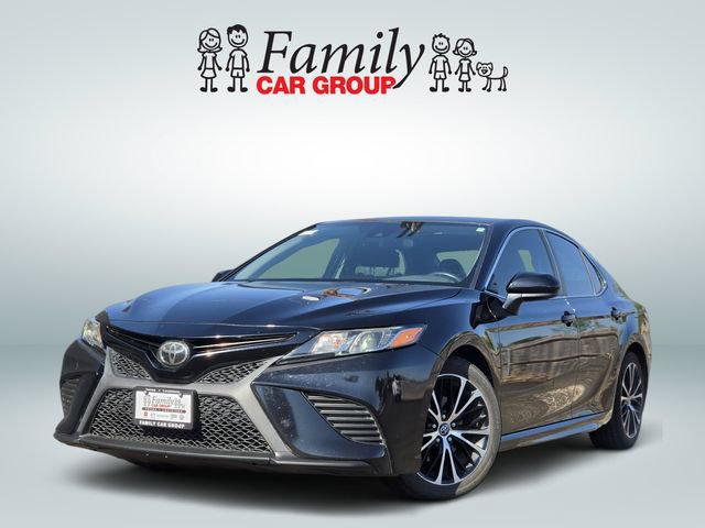 Used 2019 Toyota Camry SE FWD image 1