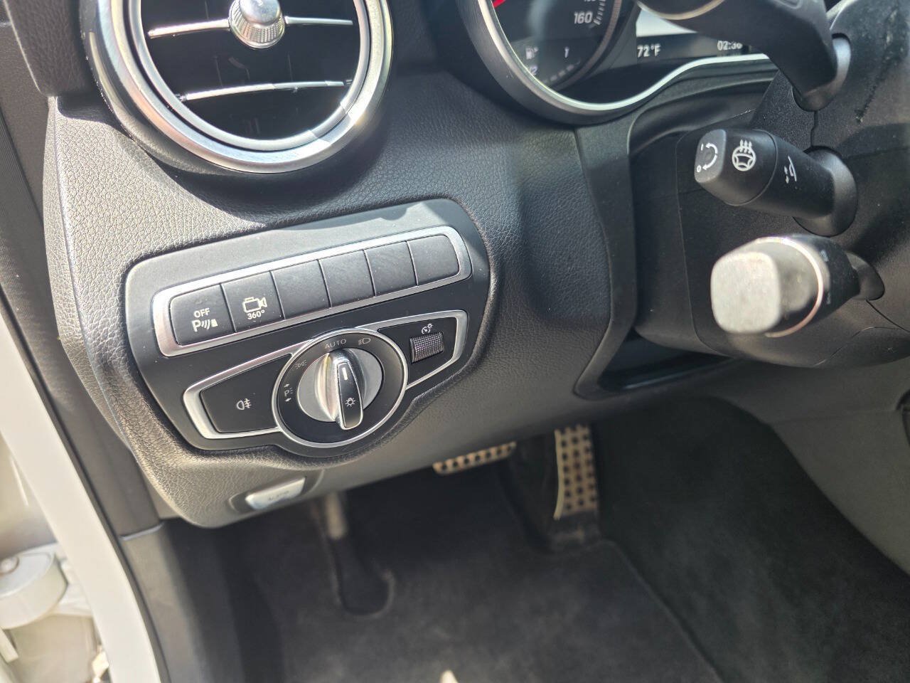 Used 2019 Mercedes-Benz GLC 300 4MATIC Coupe image 16