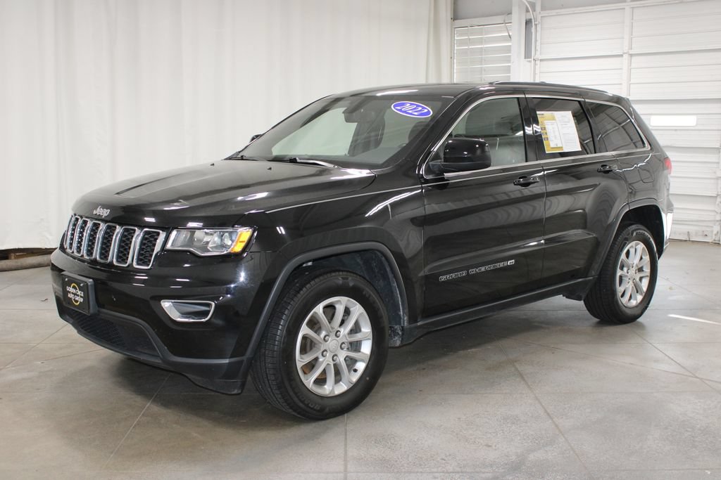 Used 2022 Jeep Grand Cherokee Laredo X RWD image 4