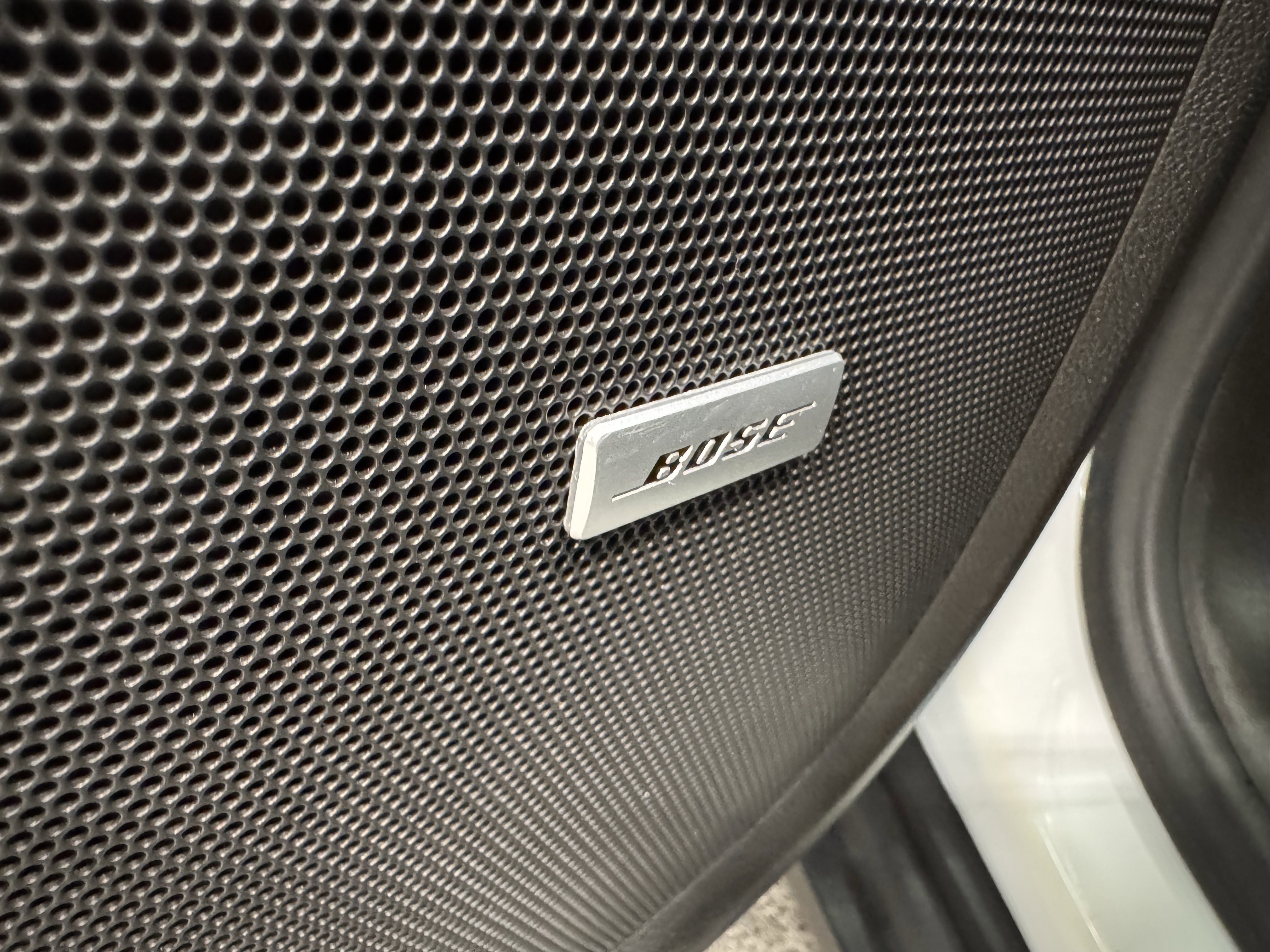 Used 2022 Chevrolet Traverse RS image 23