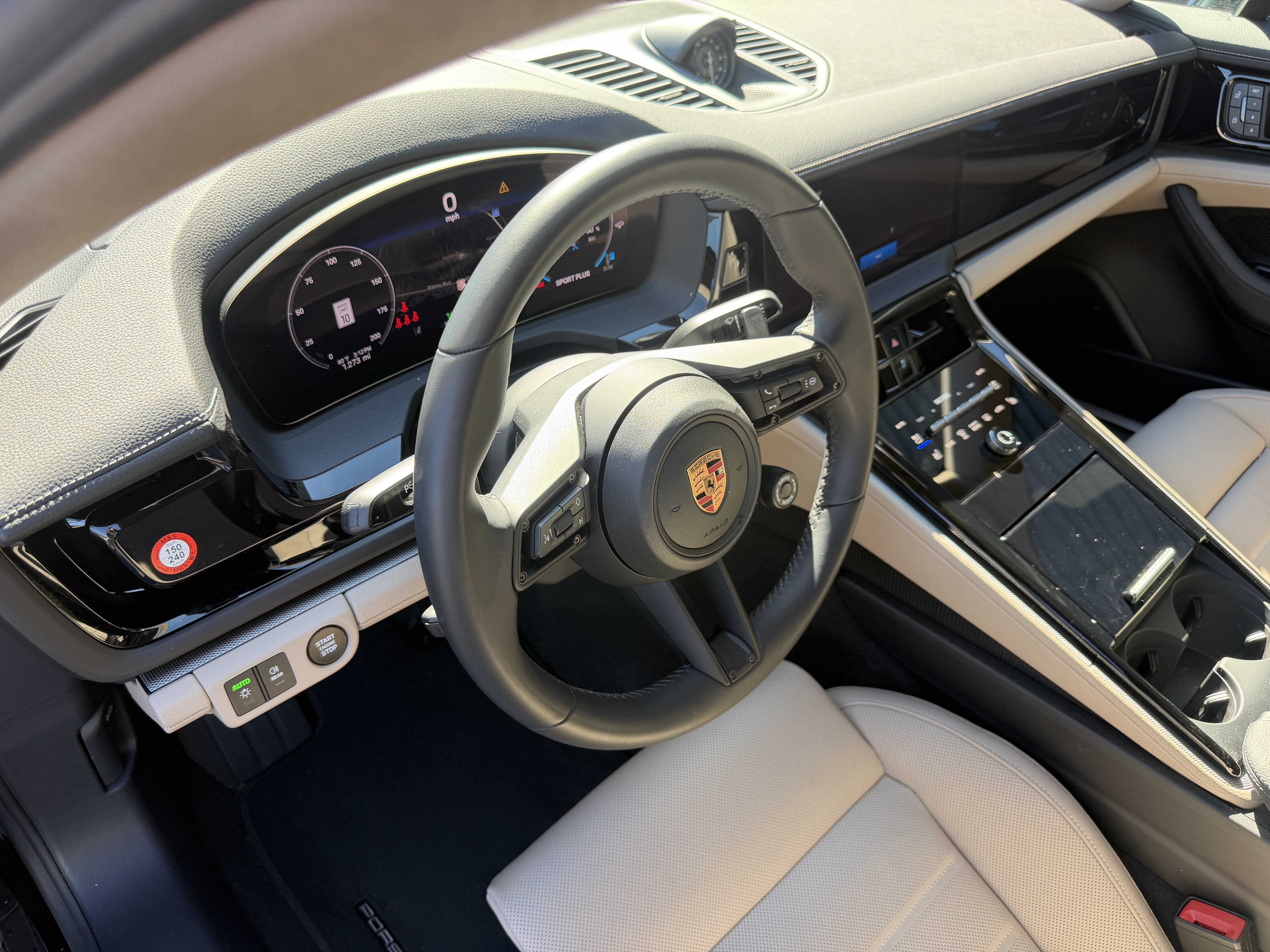 Certified 2026 Porsche Panamera 4 E-Hybrid AWD/4WD image 5