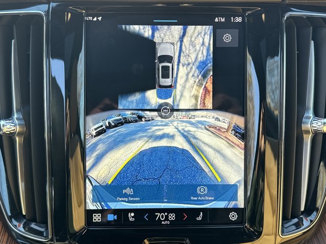 Used 2025 Volvo XC60 B5 Ultra w/ Protection Package Premier image 33