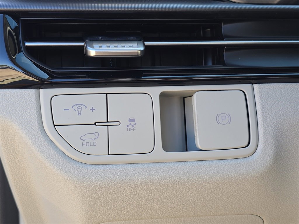 New 2026 Kia Sportage EX image 33