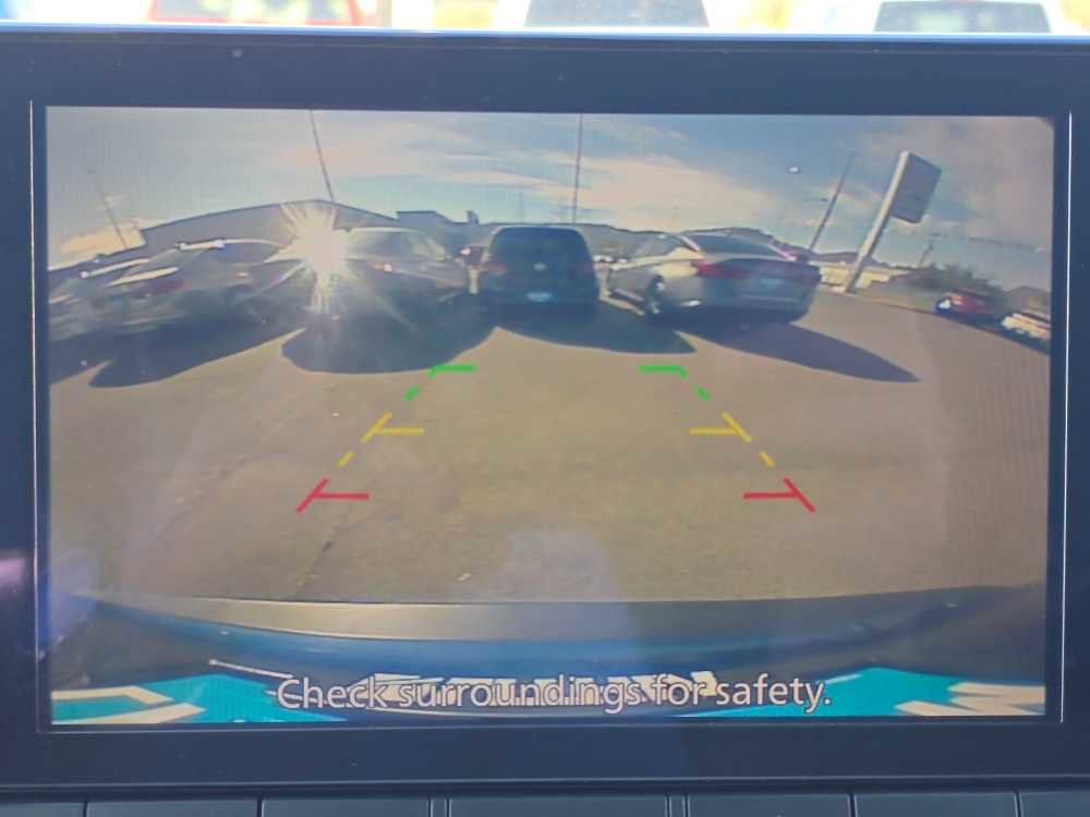 Used 2023 Nissan Rogue S AWD/4WD image 19