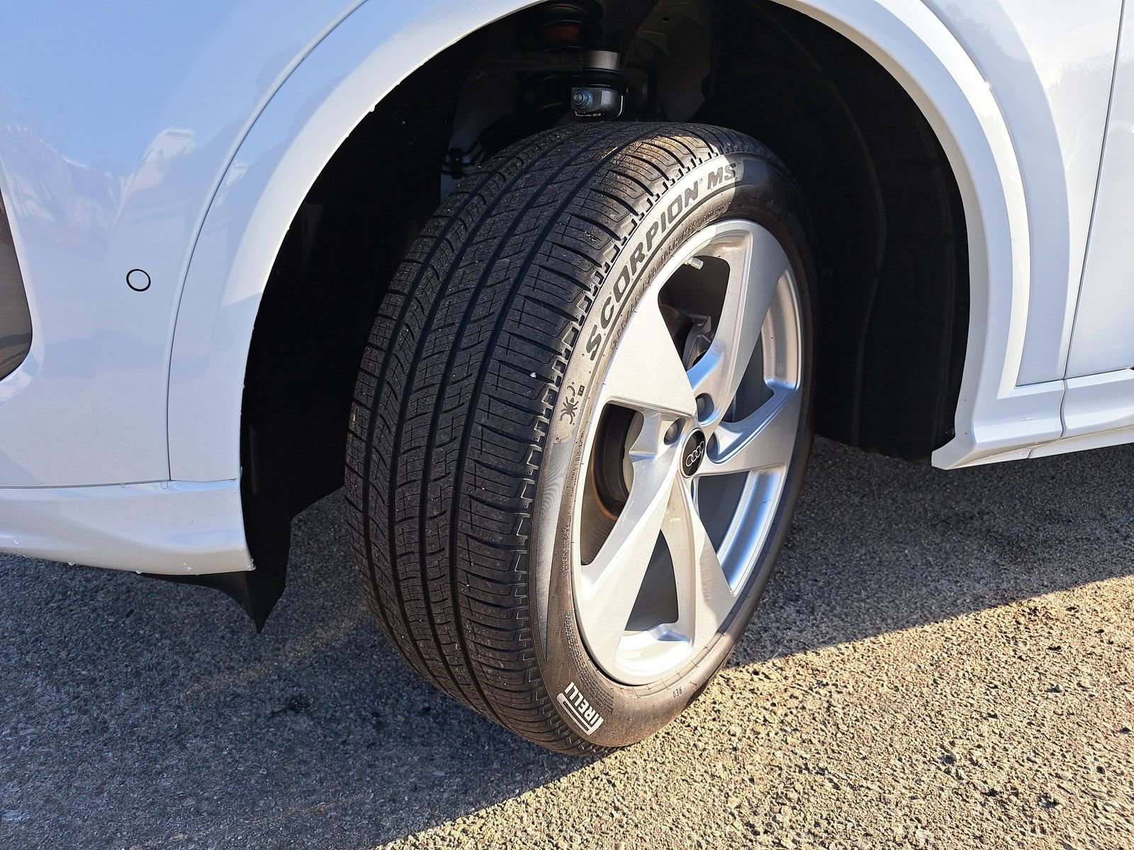 New 2025 Audi Q5 Premium Plus image 36