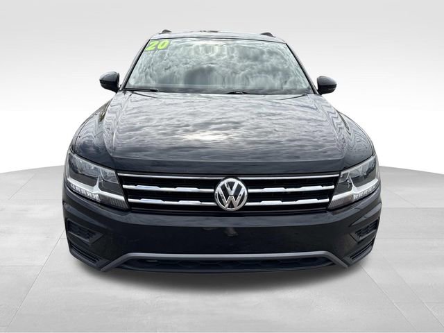 Used 2020 Volkswagen Tiguan SE image 10