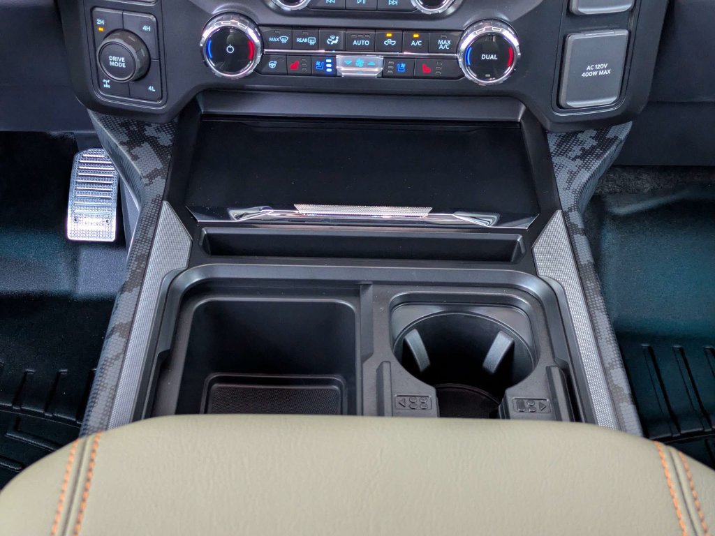 Used 2026 Ford F250 Lariat w/ Black Appearance Package AWD/4WD image 22