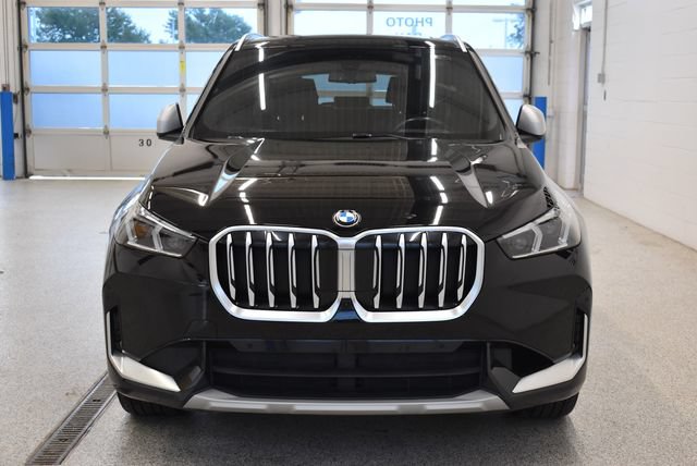 Used 2023 BMW X1 xDrive28i w/ Premium Package AWD/4WD image 3