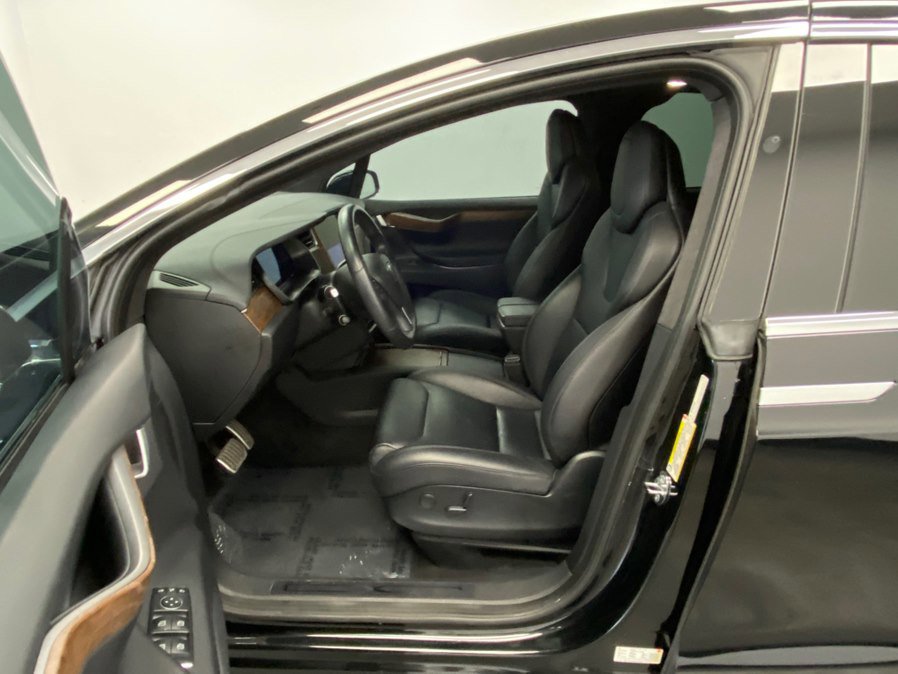 Used 2018 Tesla Model X 75D image 20