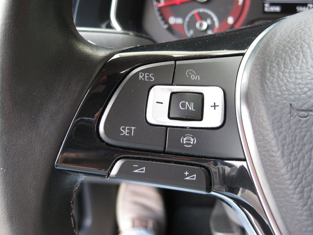 Used 2021 Volkswagen Jetta R-Line w/ R-Line Cold Weather Package image 13