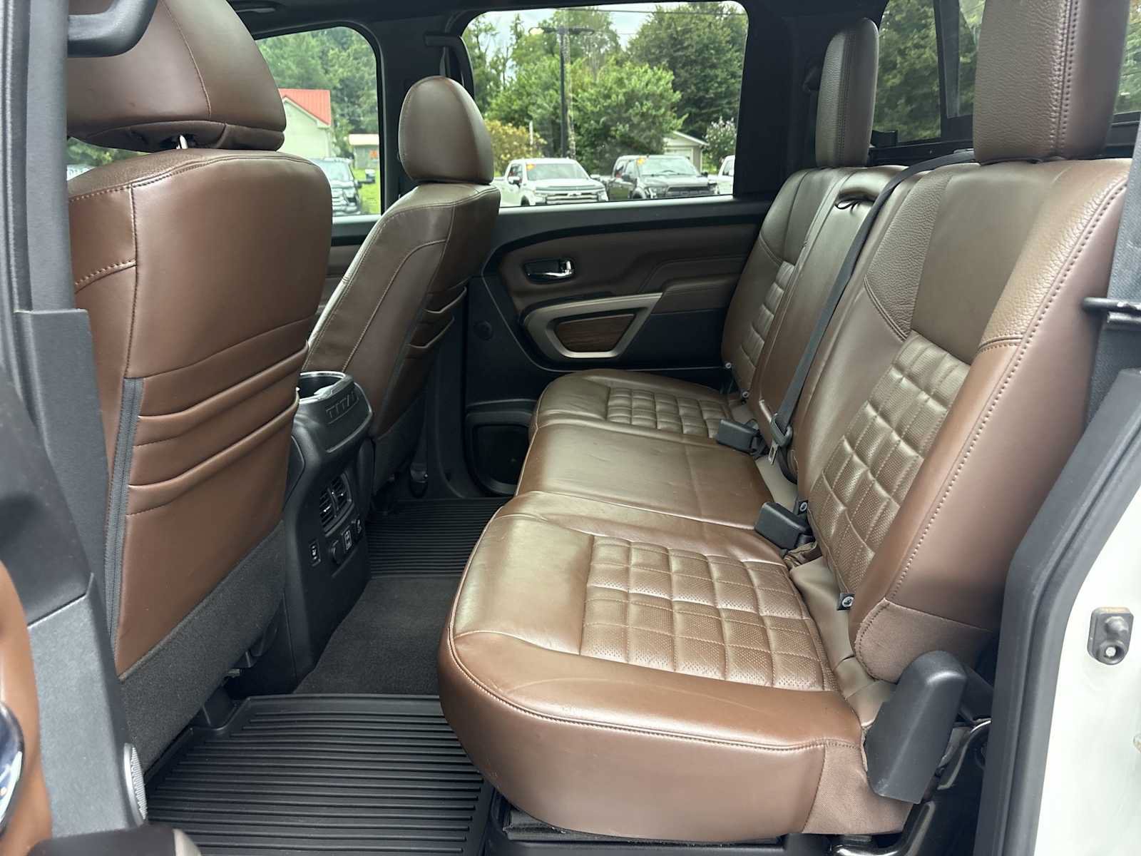 Used 2021 Nissan Titan Platinum Reserve w/ Moonroof Package AWD/4WD image 26