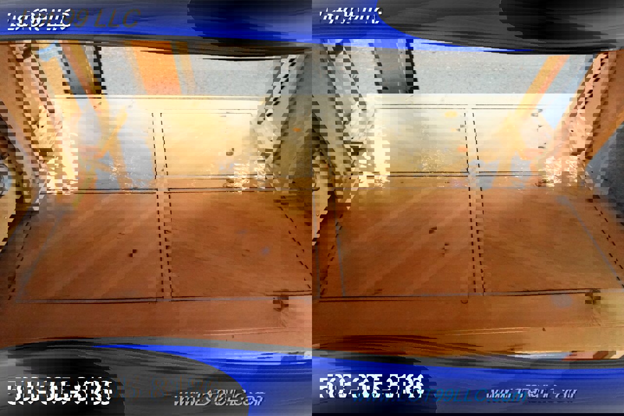 Used 2012 Ford E-350 and Econoline 350 XLT image 17