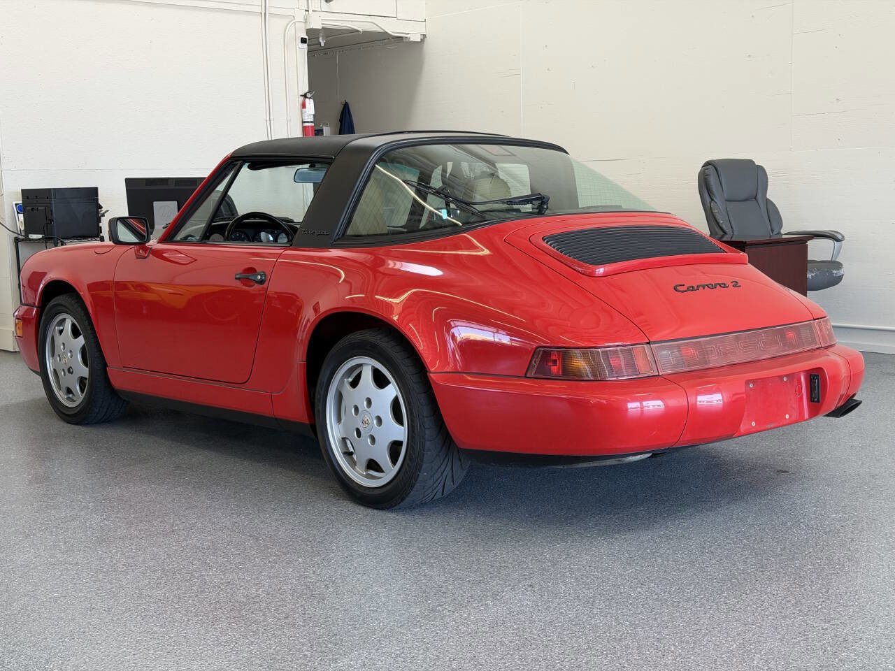 Used 1991 Porsche 911 Targa image 15