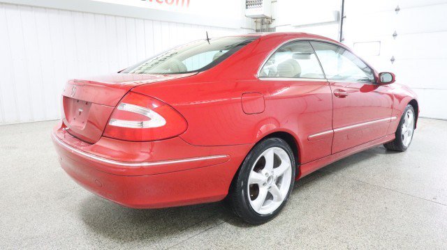 Used 2005 Mercedes-Benz CLK 320 Coupe image 6