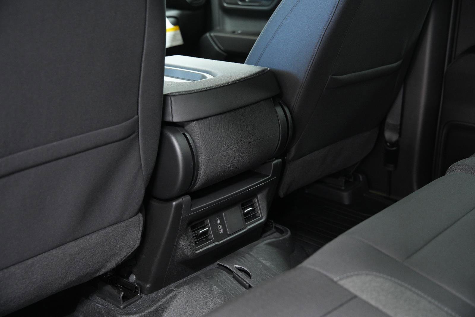 New 2026 GMC Sierra 1500 Pro w/ Graphite Edition image 21