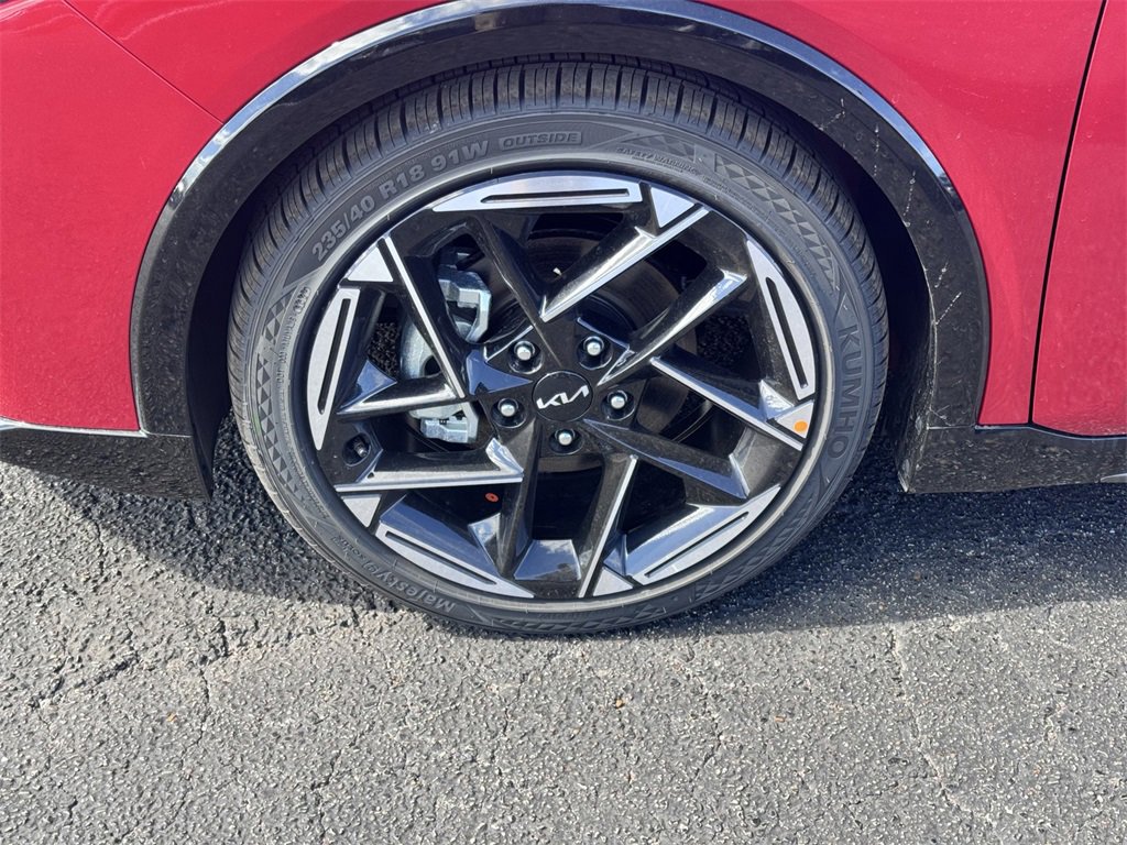 New 2025 Kia K4 GT-Line image 9