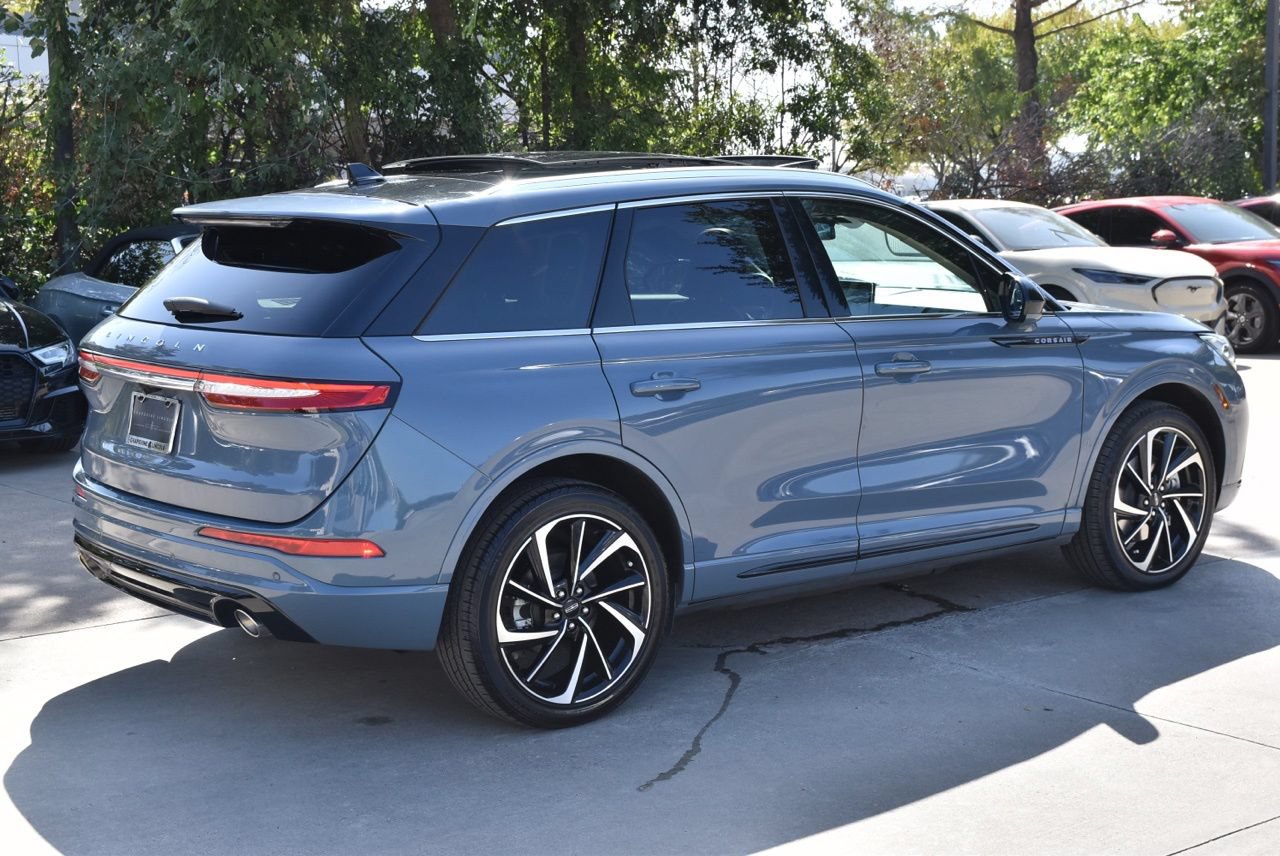 Certified 2024 Lincoln Corsair Grand Touring AWD/4WD image 7