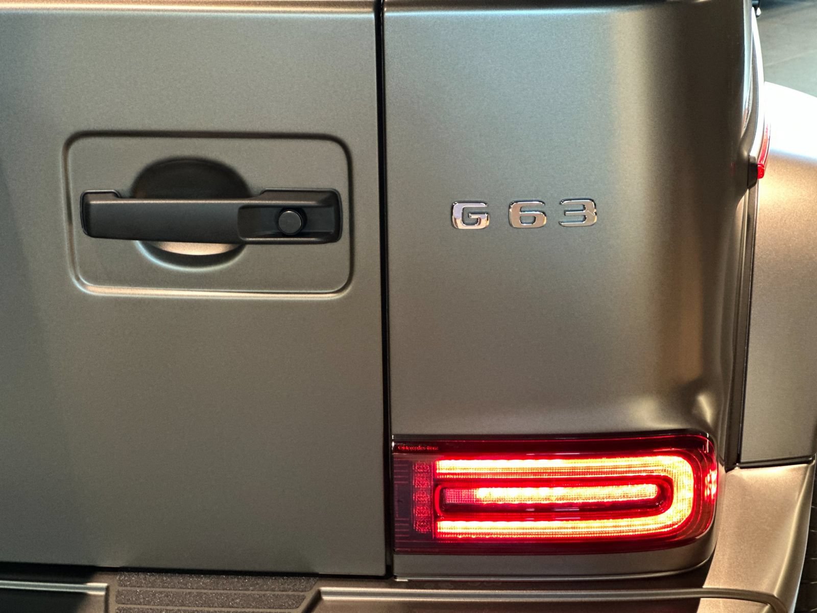 New 2026 Mercedes-Benz G 63 AMG 4MATIC image 32
