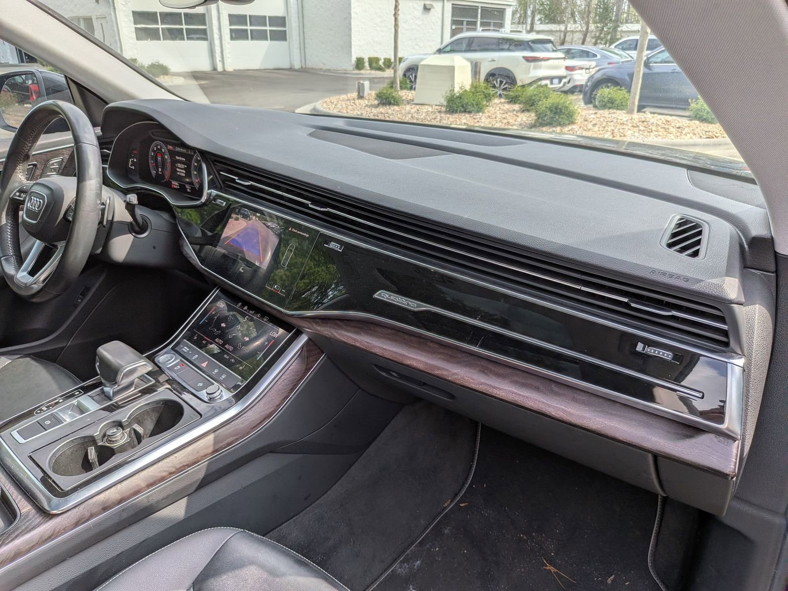 Used 2019 Audi Q8 Premium image 41