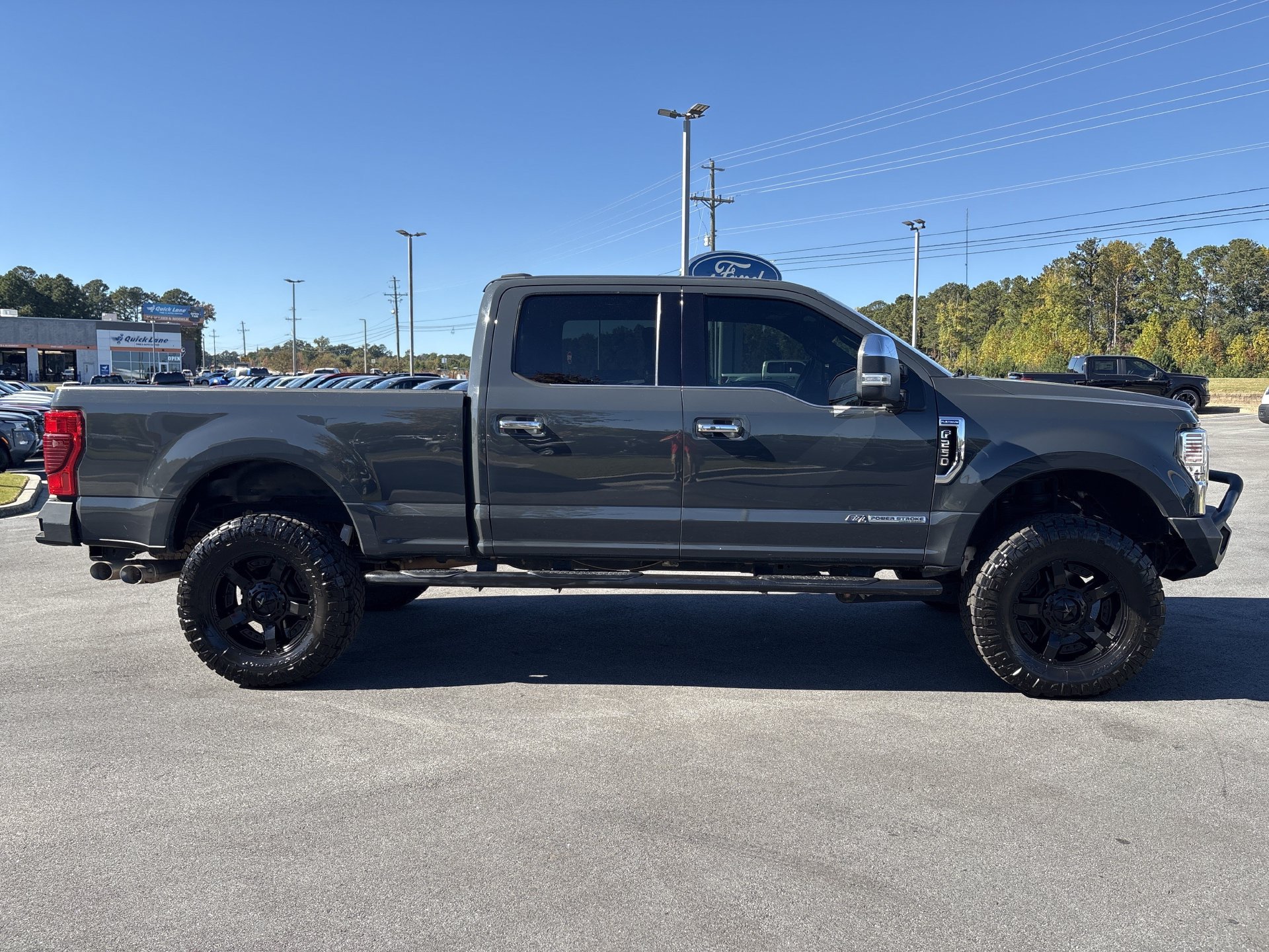 Used 2021 Ford F250 Platinum w/ FX4 Off-Road Package AWD/4WD image 23