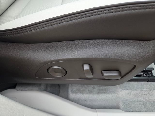 New 2026 GMC Acadia Denali w/ Super Cruise Package image 18