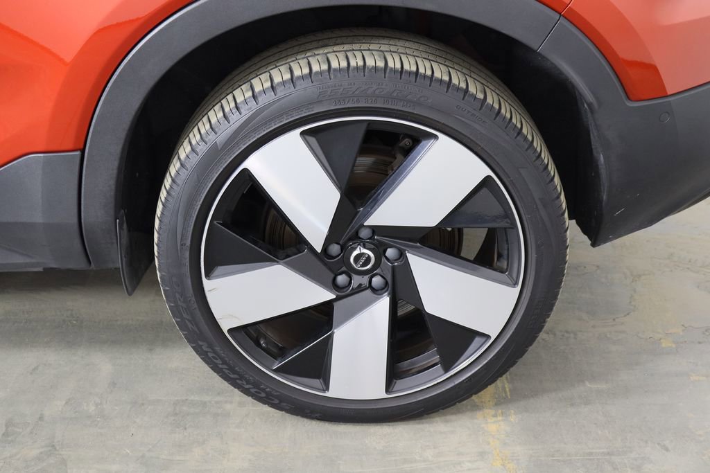 Used 2023 Volvo C40 P8 Recharge Plus w/ Protection Package Premier image 39