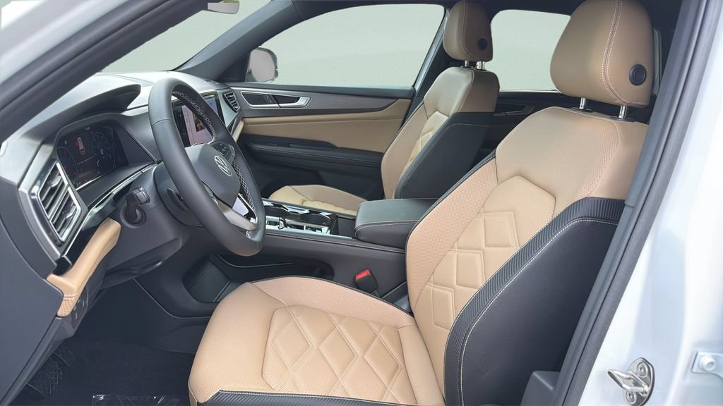 New 2026 Volkswagen Atlas Cross Sport SE FWD image 26