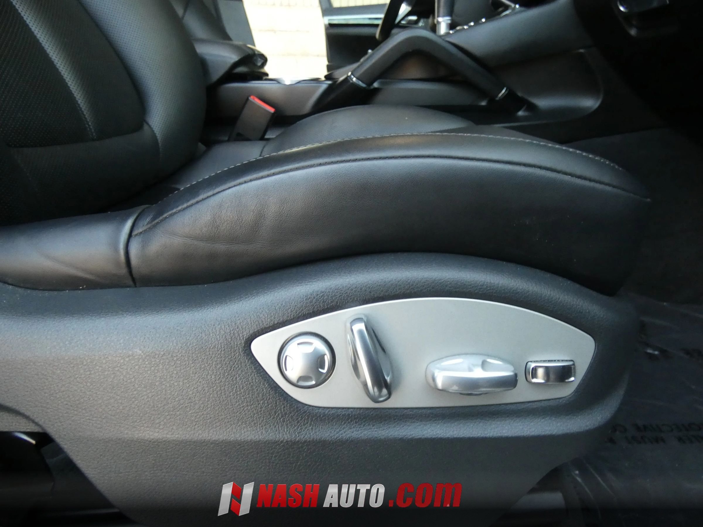 Used 2018 Porsche Cayenne AWD/4WD image 27