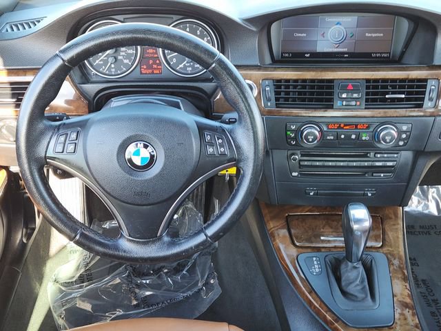 Used 2008 BMW 328i Convertible image 23
