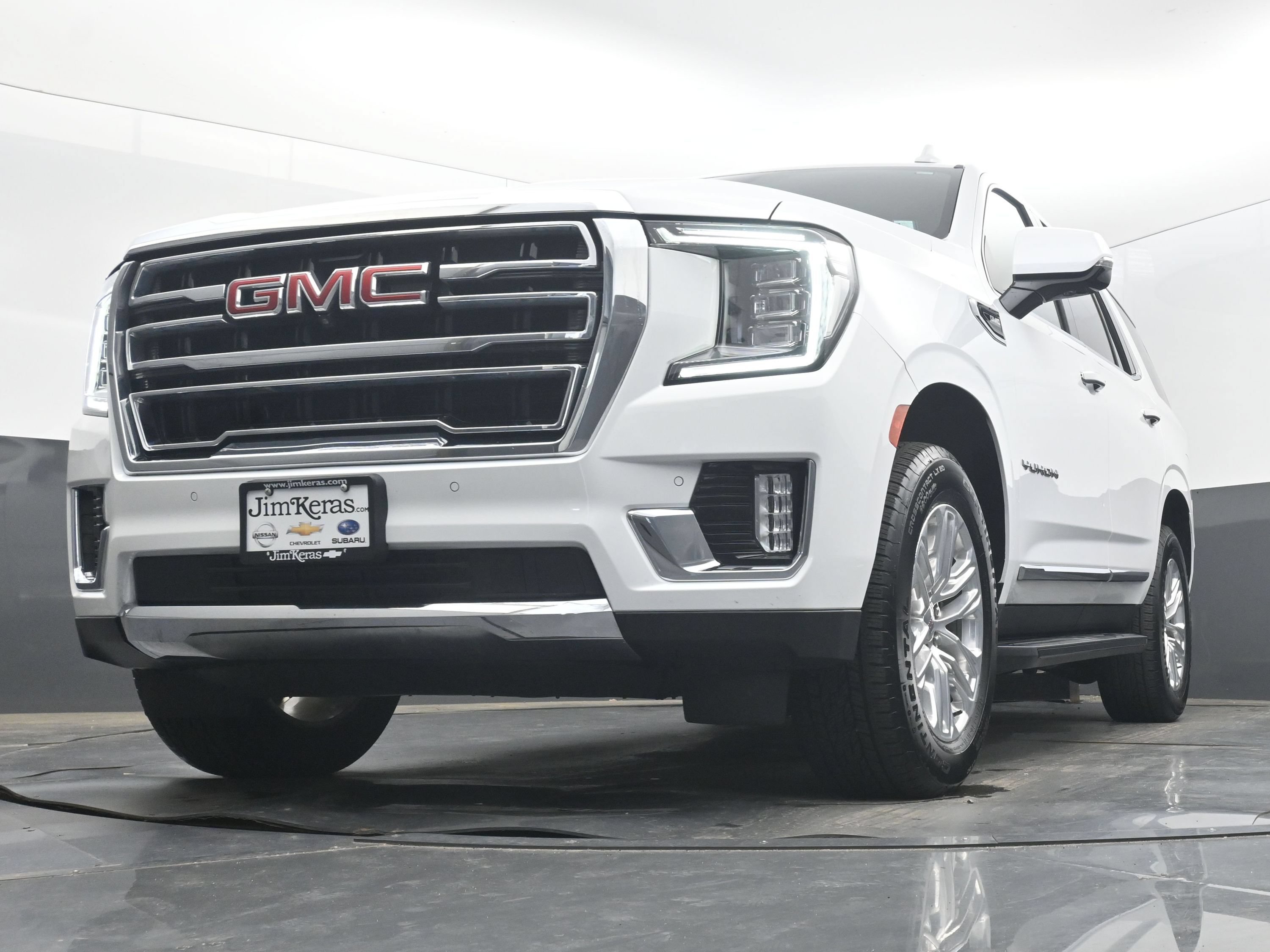 Used 2024 GMC Yukon SLT w/ SLT Luxury Package AWD/4WD image 25