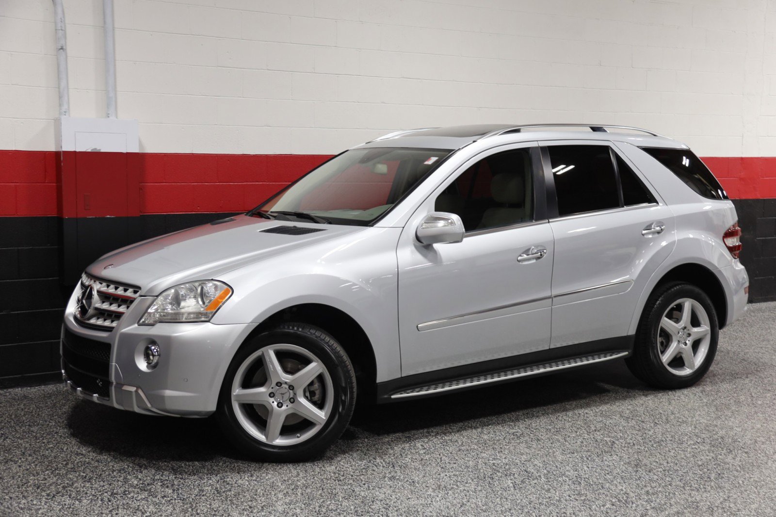 Used 2009 Mercedes-Benz ML 550 4MATIC image 18