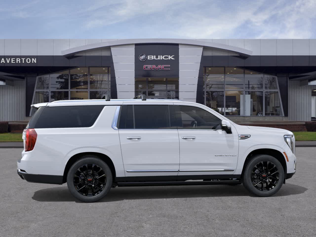 New 2026 GMC Yukon XL Denali w/ Sun & Power Step Package AWD/4WD image 5