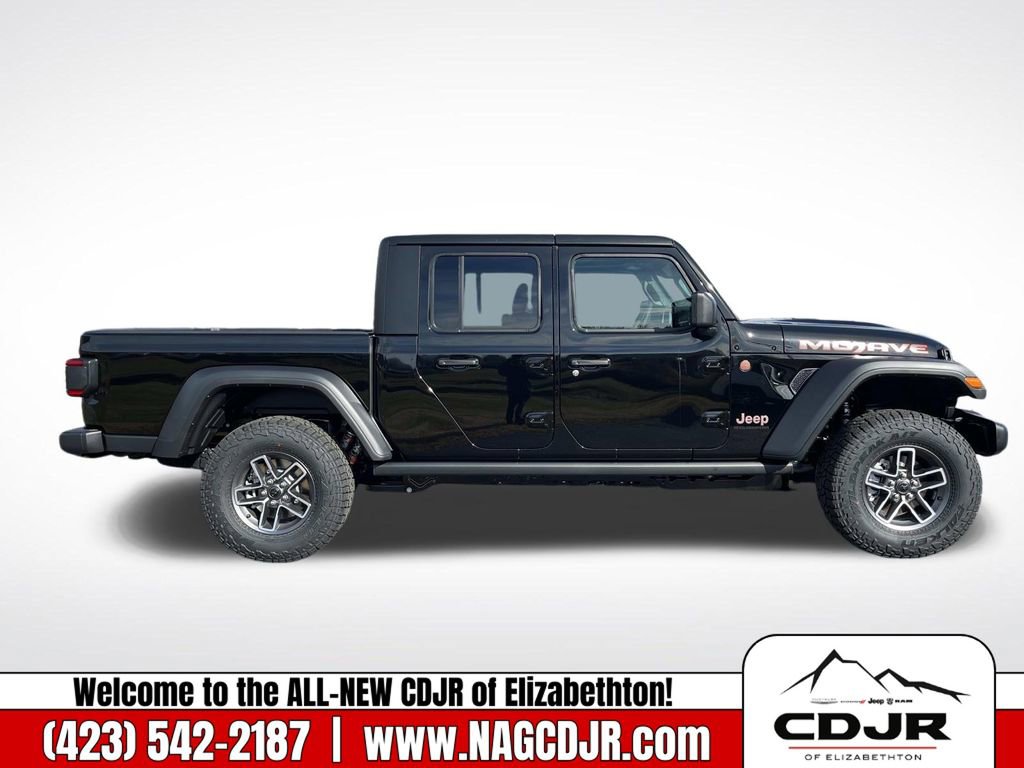 New 2026 Jeep Gladiator Mojave image 2