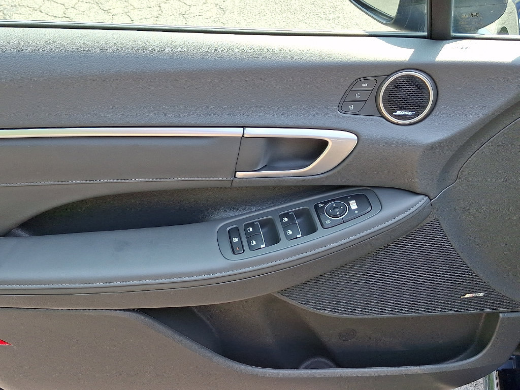 Used 2021 Hyundai Sonata Limited FWD image 13