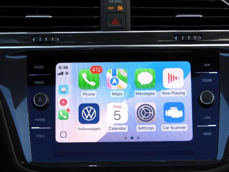 Used 2023 Volkswagen Tiguan SE w/ Panoramic Sunroof Package image 35
