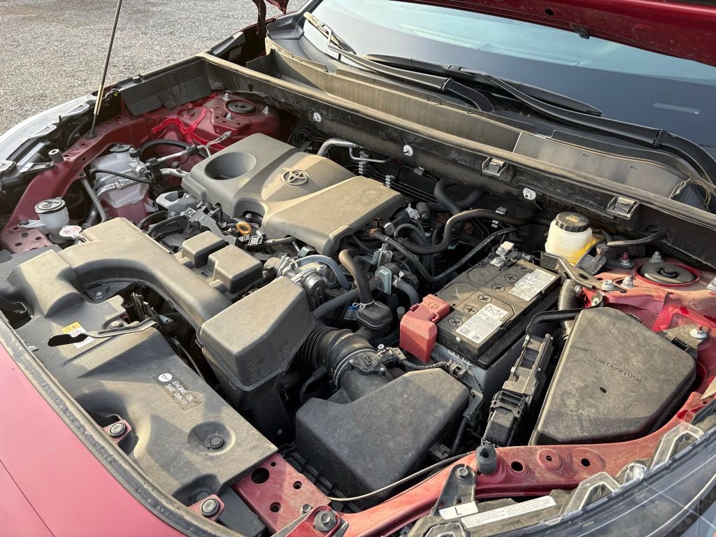 Used 2024 Toyota RAV4 LE image 23