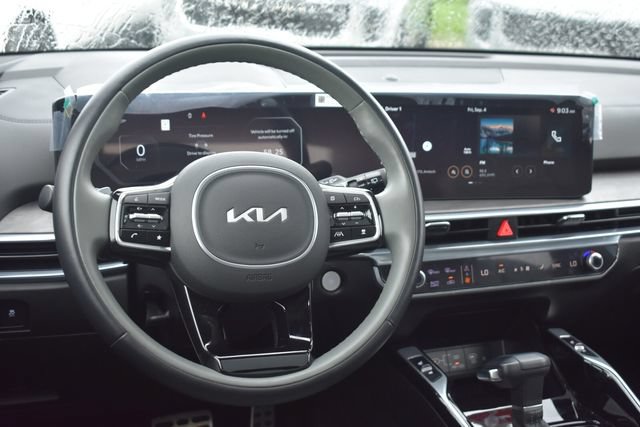 New 2025 Kia Sorento SX Prestige w/ Sage Leather Package AWD/4WD image 24