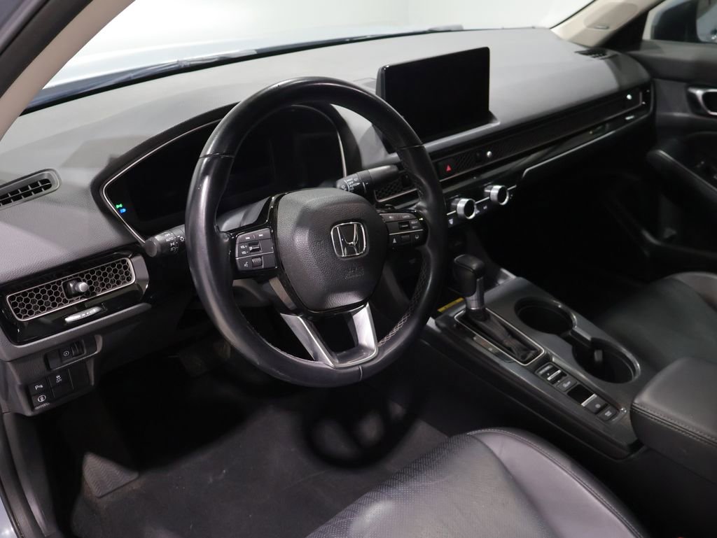 Used 2022 Honda Civic Touring image 16