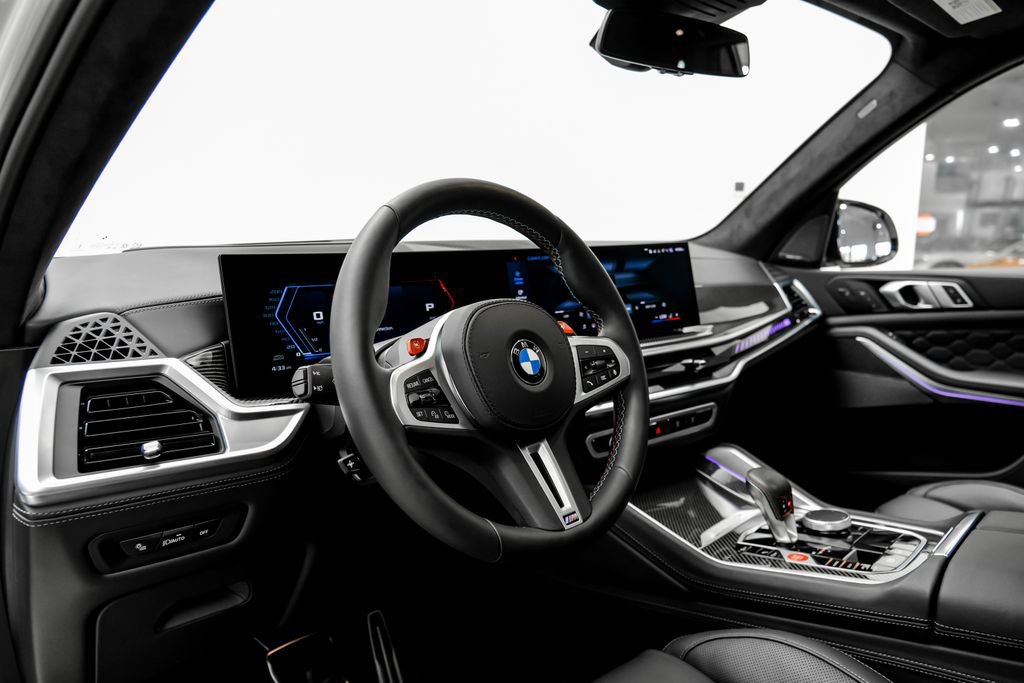 Used 2025 BMW X5 M Competition w/ Executive Package AWD/4WD image 7