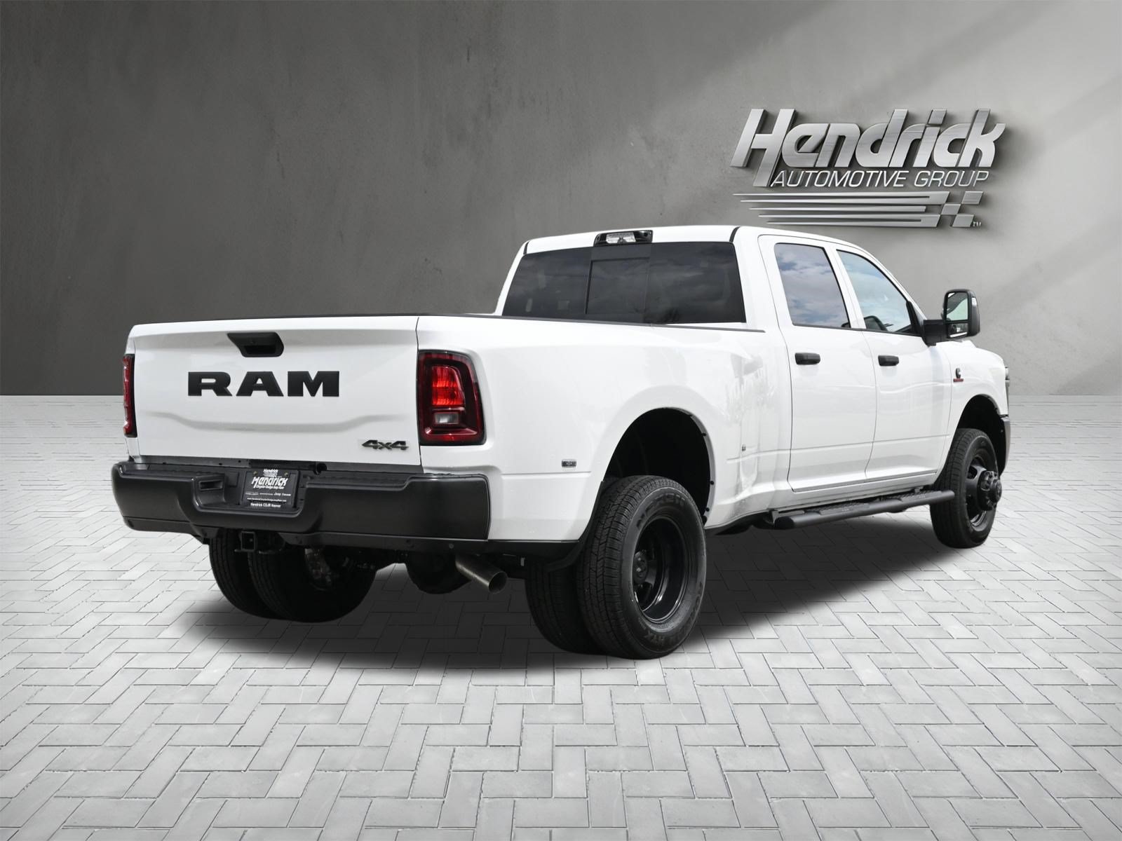 New 2026 RAM 3500 Tradesman AWD/4WD image 10