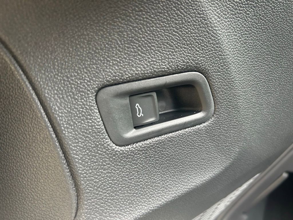 New 2026 Volkswagen Atlas SE image 50