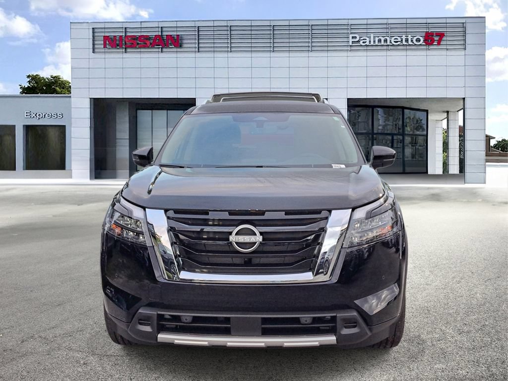 New 2026 Nissan Pathfinder SL FWD image 2