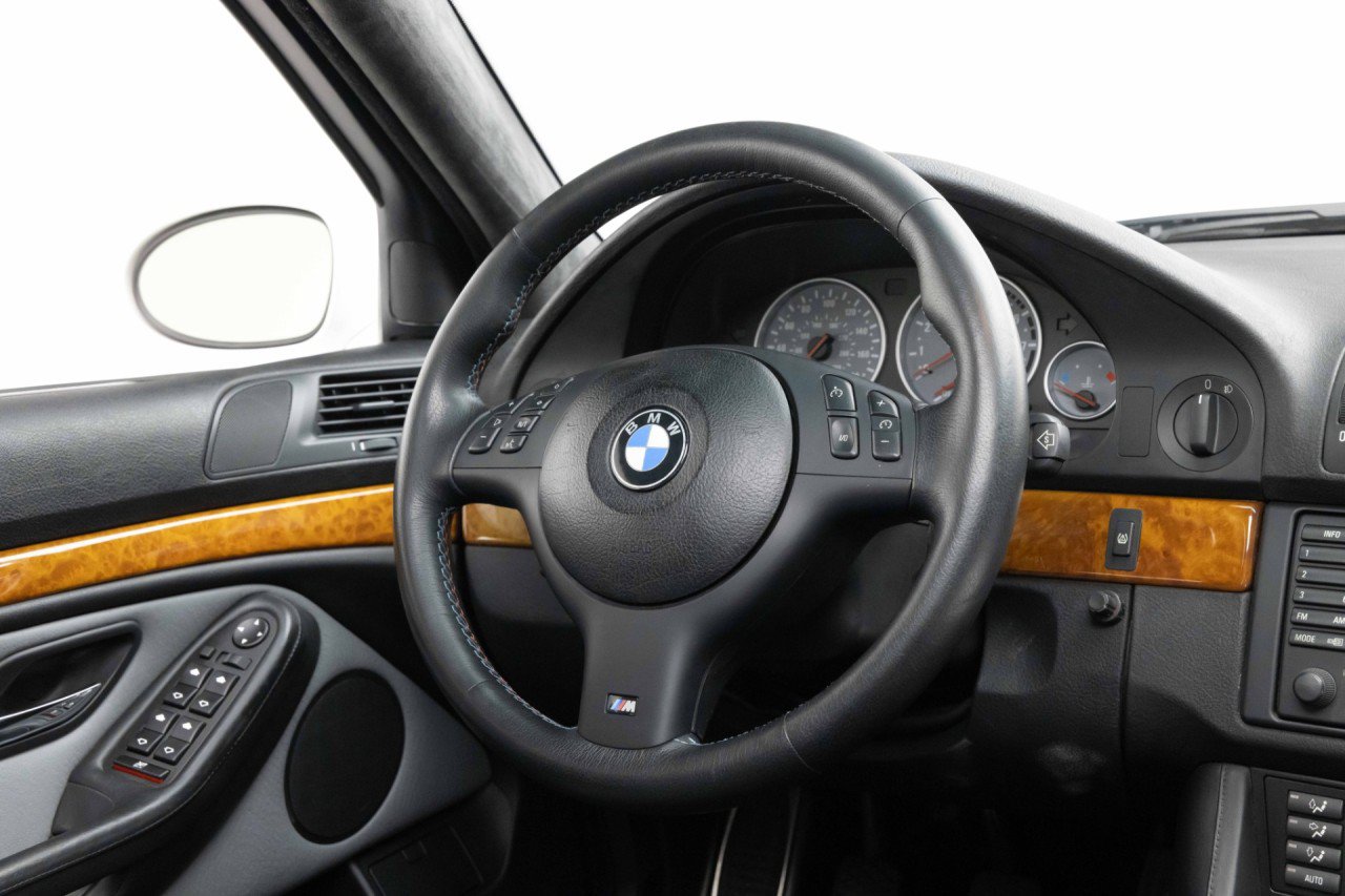 Used 2001 BMW M5 RWD image 10