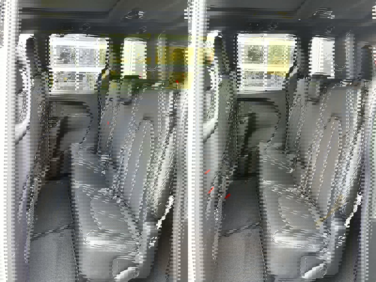 New 2026 Chrysler Pacifica Select w/ S Appearance Package image 9